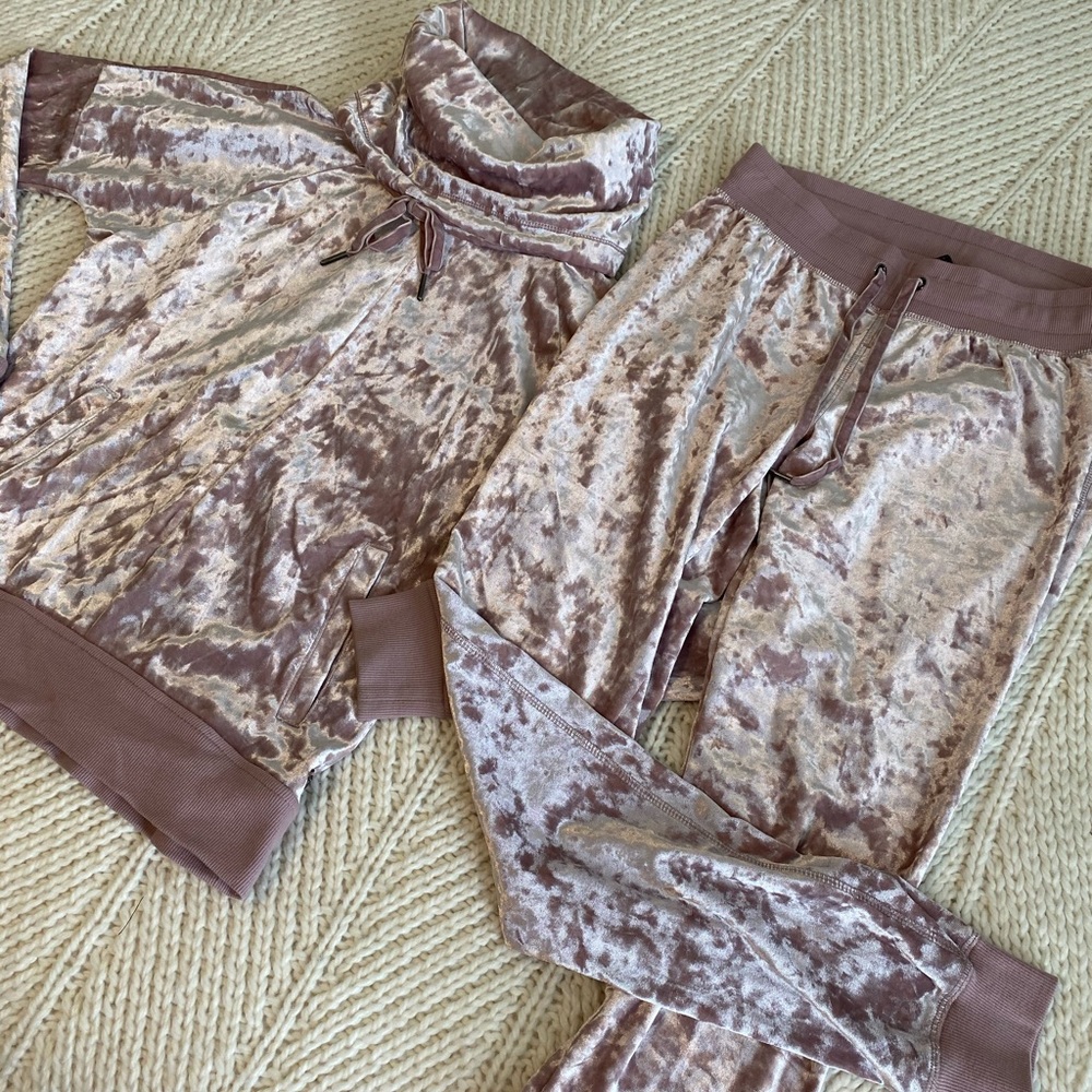 Matching set